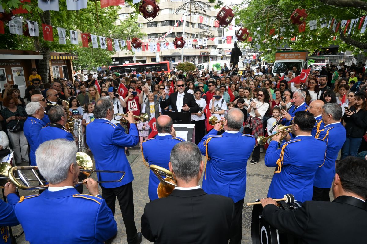19 MAYIS'TA KUĞULU PARK’TA KAVAKLIDERE RÜZGARI